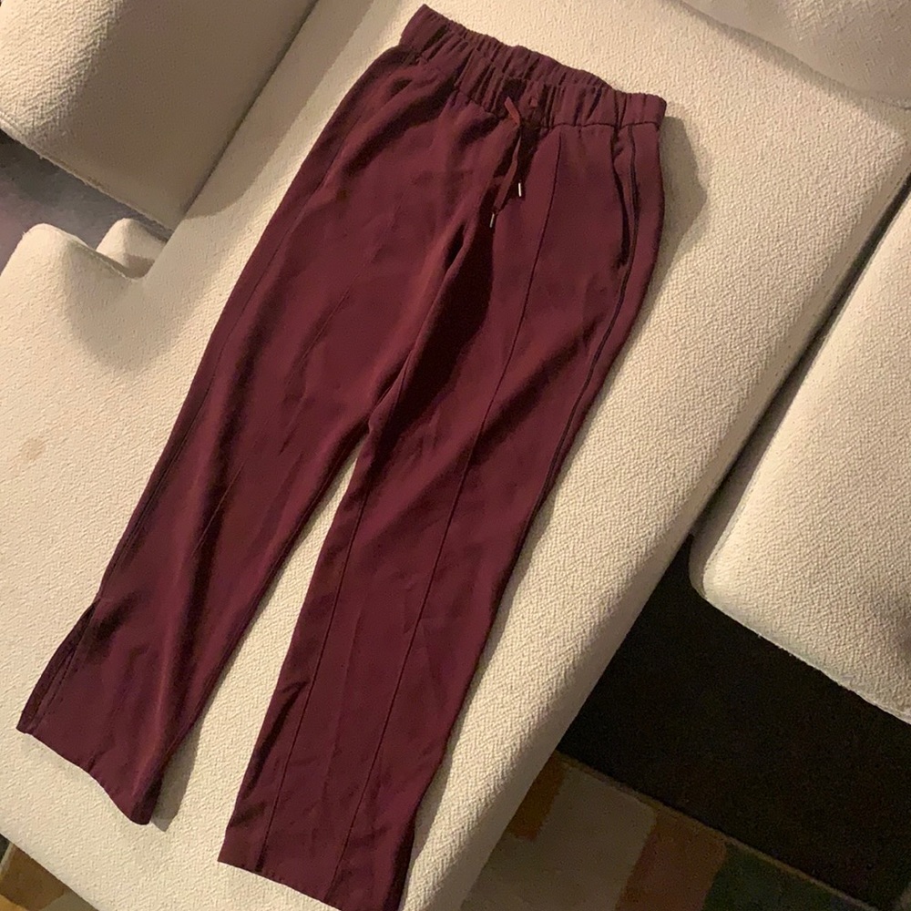 lululemon high rise pant with split at ankles 31”